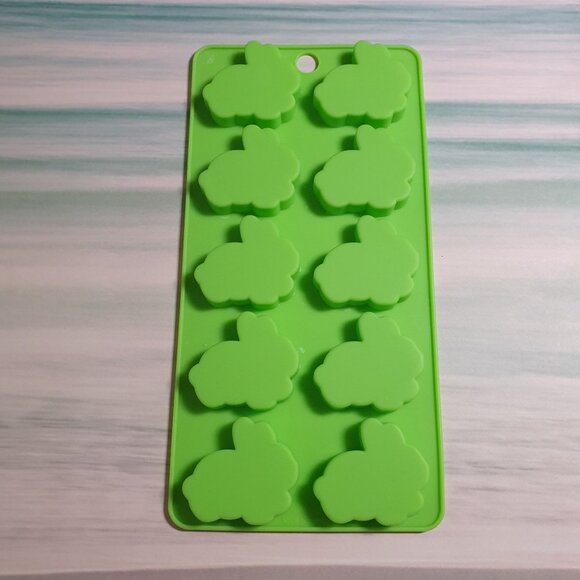 Green Silicone Bunny Shaped Mold Baking Chocolate Candy Soap Making Polymer Clay - Picture 3 of 5